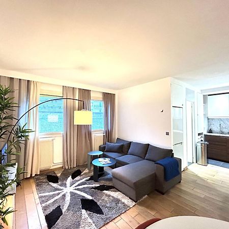 Big Apartment Eiffel Tower View Paris Dış mekan fotoğraf
