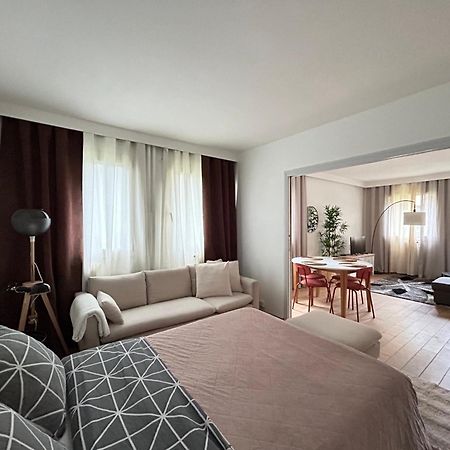 Big Apartment Eiffel Tower View Paris Dış mekan fotoğraf